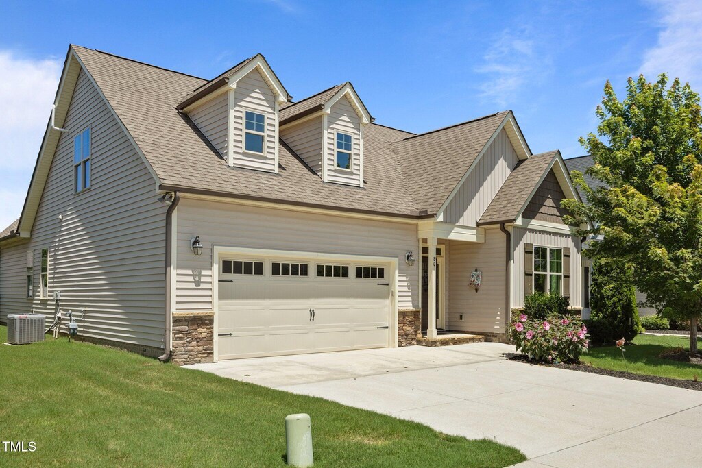 80 Scarlet Bell Dr, Youngsville, NC 27596 - photo 1