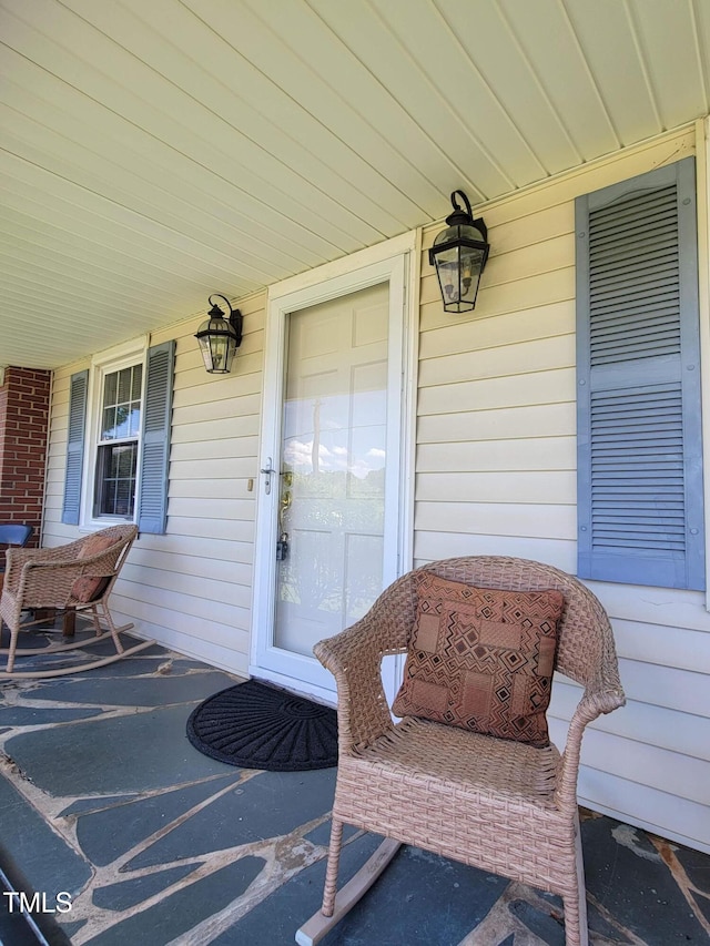 411 W Raleigh St, Siler City, NC 27344 - entrance to property with covered porch