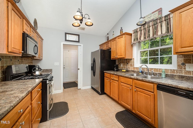 1490 Rocktree Ct, Fayetteville, NC 28306 - photo 13