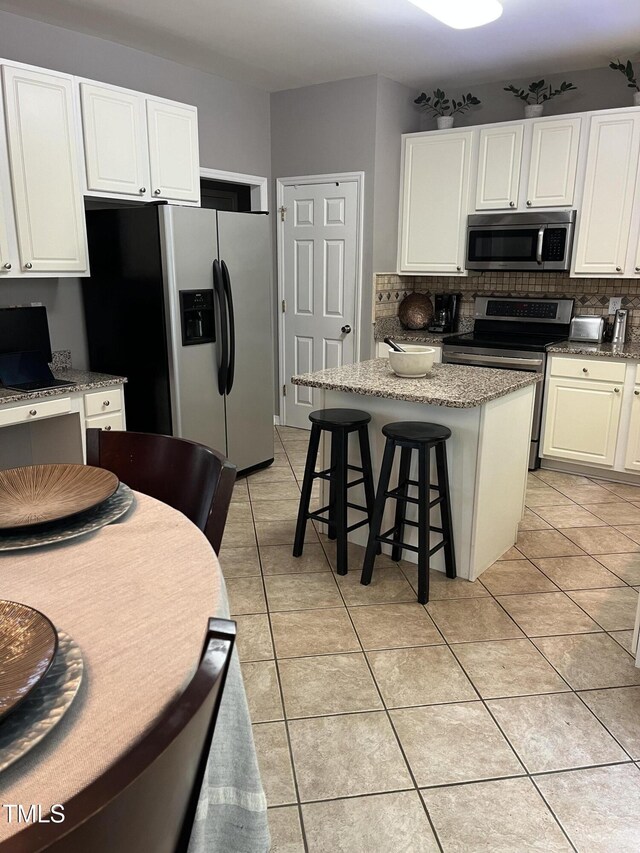433 Turnberry Dr, Mebane, NC 27302 - photo 3