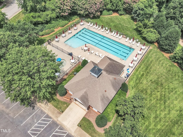 4622 Ludwell Branch Ct, Raleigh, NC 27612 - aerial view of a pool area