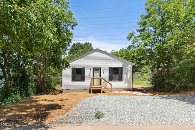 810 Williams St, Burlington, NC 27217 - view of front of property featuring crawl space