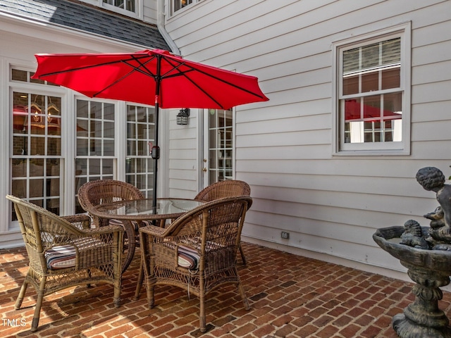 1105 Tazwell Pl, Raleigh, NC 27612 - view of patio / terrace featuring outdoor dining space