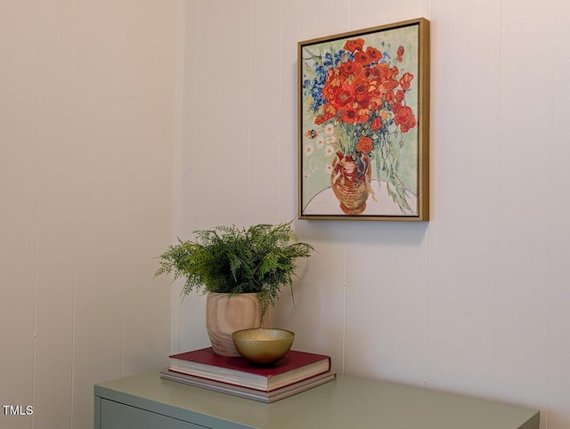 2504 State St, Durham, NC 27704 - detailed view of a decorative wall