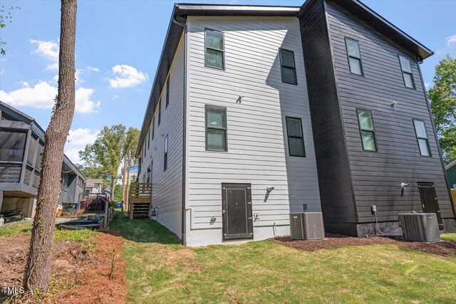 730 Hopkins St, Durham, NC 27701 - photo 33
