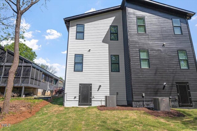 730 Hopkins St, Durham, NC 27701 - photo 35