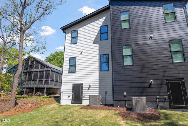 730 Hopkins St, Durham, NC 27701 - photo 36