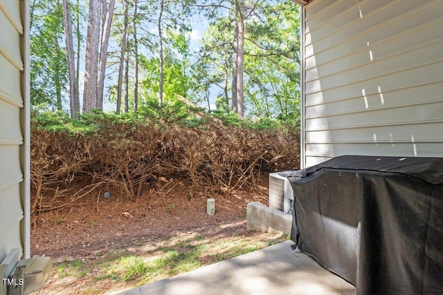 4533 Pale Moss Dr, Raleigh, NC 27606 - view of yard