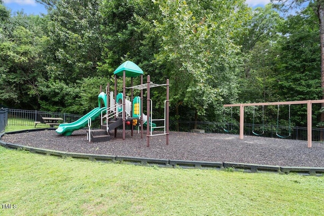 4533 Pale Moss Dr, Raleigh, NC 27606 - view of community play area