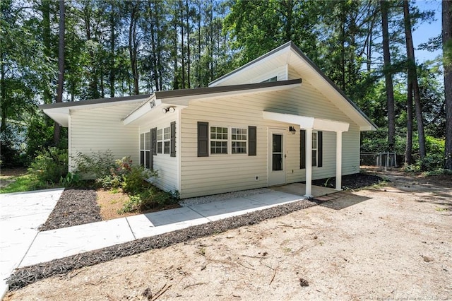 12741 Birchwood Cir, Laurinburg, NC 28352 - view of front of property featuring a patio