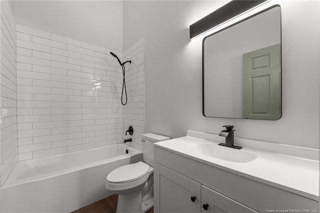 12741 Birchwood Cir, Laurinburg, NC 28352 - bathroom featuring vanity, bathtub / shower combination, and wood finished floors