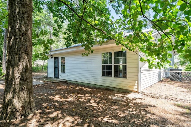 12741 Birchwood Cir, Laurinburg, NC 28352 - rear view of house
