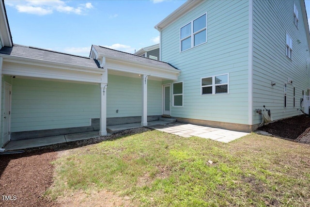 1125 Russet Ln, Apex, NC 27523 - back of property featuring a lawn