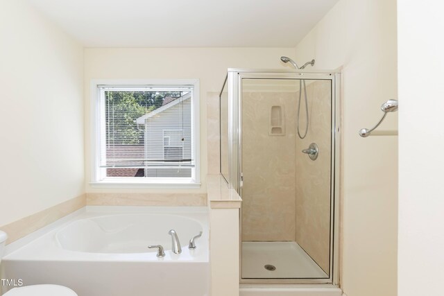 418 Byrams Ford Dr, Cary, NC 27513 - full bath featuring a stall shower and a garden tub