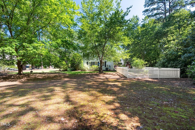 1610 Ridge Rd, Raleigh, NC 27607 - view of yard