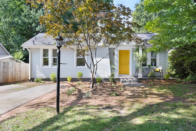 2804 Barmettler St, Raleigh, NC 27607 - view of front of home