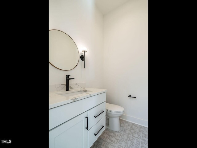 1009 Parker St, Raleigh, NC 27607 - half bath featuring vanity and toilet