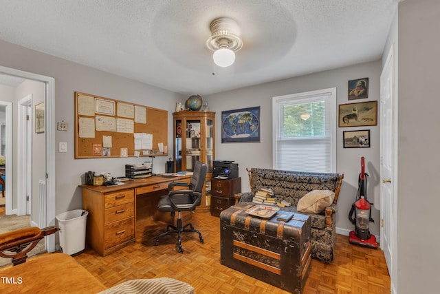 725 Colonial Dr, Raleigh, NC 27603 - photo 23