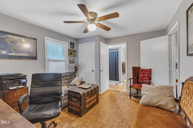 725 Colonial Dr, Raleigh, NC 27603 - photo 24