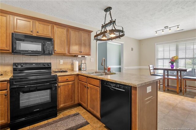 755 Fairfield Cir, Raeford, NC 28376 - photo 18