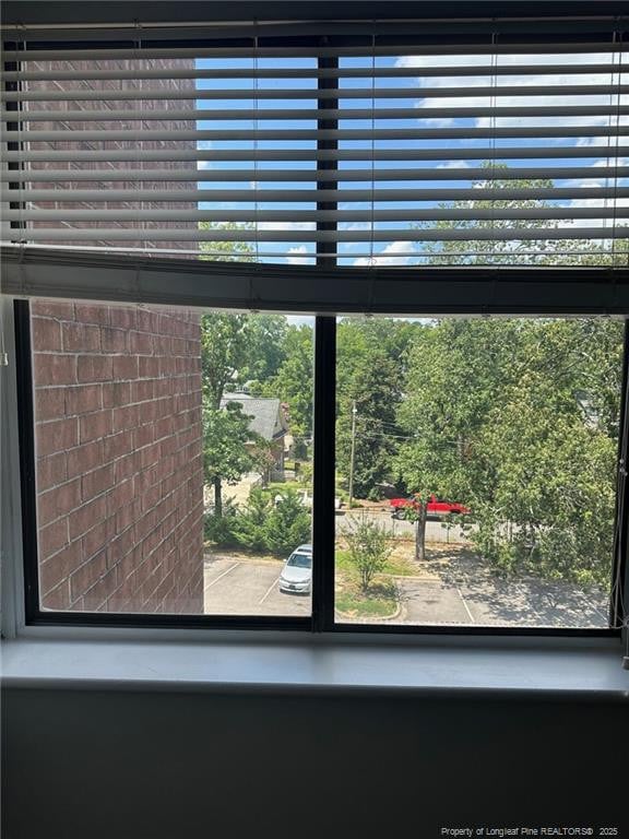 1100 Clarendon St Unit 408, Fayetteville, NC 28305 - photo 8