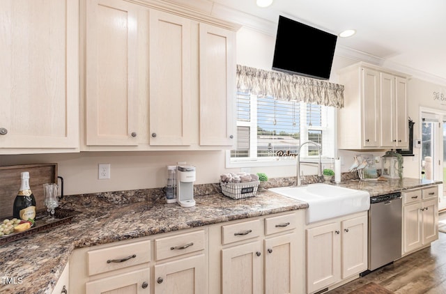 190 Mitchells Chapel Rd, Pittsboro, NC 27312 - kitchen with dishwasher, ornamental molding, wood finished floors, and stone countertops
