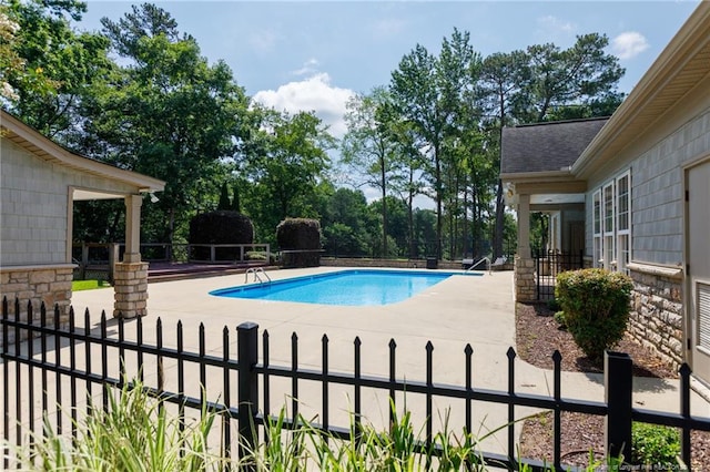 3310 Starboard Way Unit 301, Fayetteville, NC 28314 - community pool with a patio