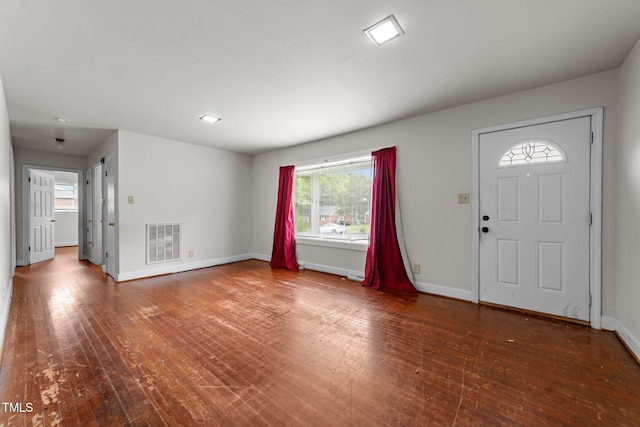 2512 Mckinney St, Burlington, NC 27217 - foyer featuring baseboards and wood finished floors