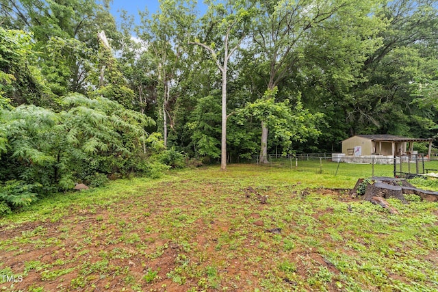 807 New St, Graham, NC 27253 - view of yard