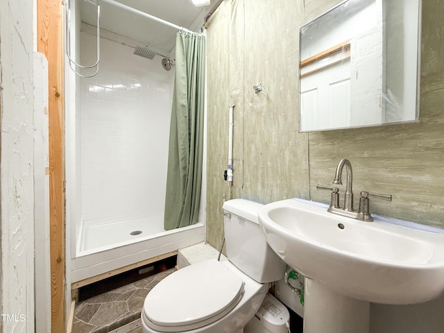 3323 Baugh St, Raleigh, NC 27604 - full bath featuring a shower stall and toilet