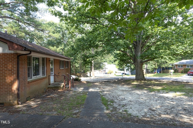 3204 Friar Tuck Rd, Raleigh, NC 27610 - view of yard