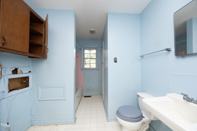 3204 Friar Tuck Rd, Raleigh, NC 27610 - full bathroom featuring tile patterned floors and shower / tub combination