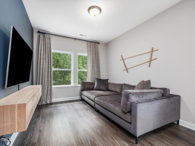 128 Chapel Run Way, Chapel Hill, NC 27517 - living room featuring dark wood finished floors and baseboards
