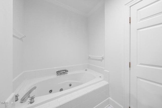 2602 Vintage Hill Ct, Durham, NC 27712 - full bath with a jetted tub and ornamental molding