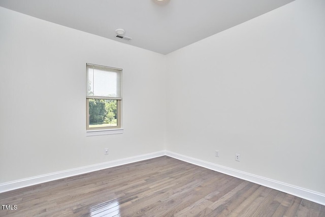 931 Ramseur St, Durham, NC 27701 - unfurnished room with wood finished floors
