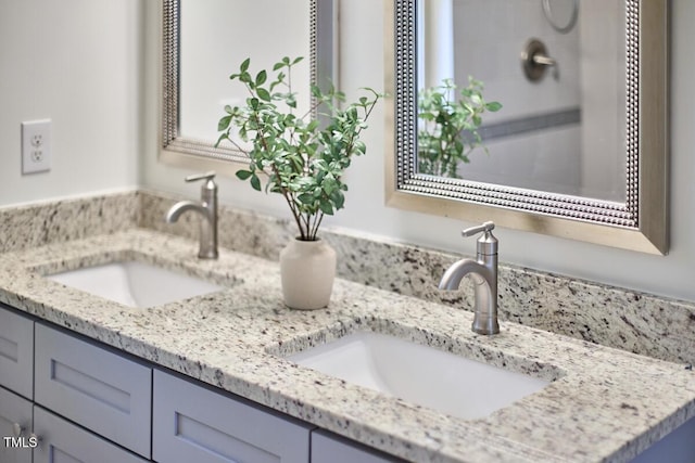931 Ramseur St, Durham, NC 27701 - full bath featuring double vanity
