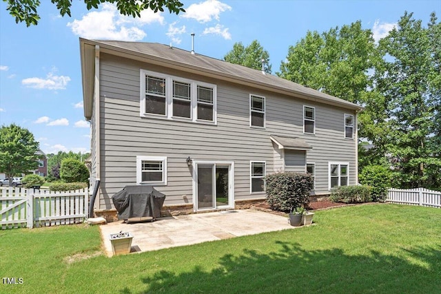 108 Holly Glen Ct, Holly Springs, NC 27540 - rear view of house featuring a patio area and a fenced backyard