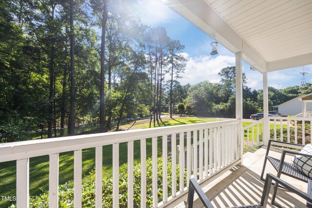 472 Shawnee Dr, Louisburg, NC 27549 - photo 4