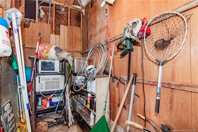 11821 N NC Highway 41, Lumberton, NC 28358 - view of storage room