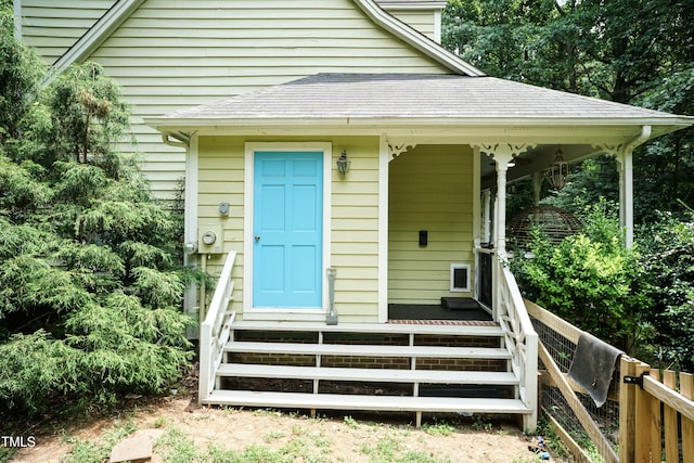7216 Rabbit Run, Wake Forest, NC 27587 - property entrance with a shingled roof