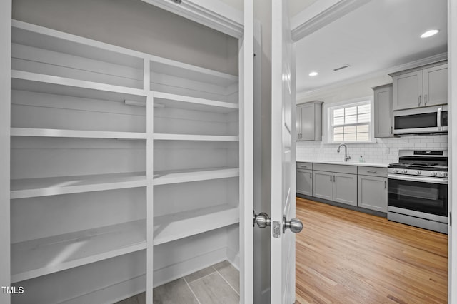 1819 Nixon St, Durham, NC 27707 - pantry with a sink
