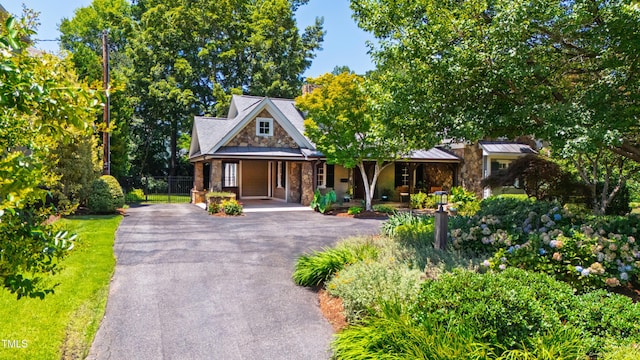 2707 Anderson Dr, Raleigh, NC 27608
