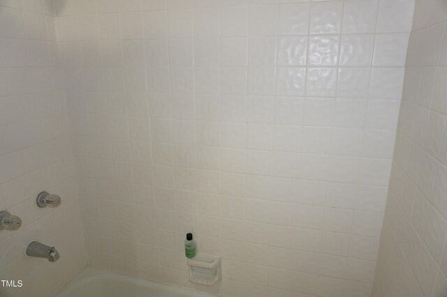 222 E Wind Ln, Cary, NC 27518 - photo 25