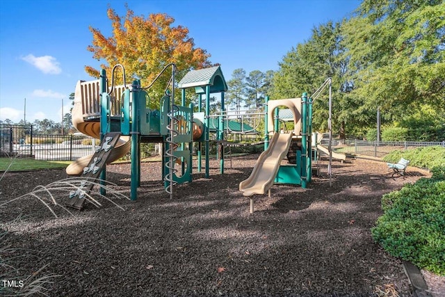 10511 Rosegate Ct Unit 103, Raleigh, NC 27617 - view of communal playground