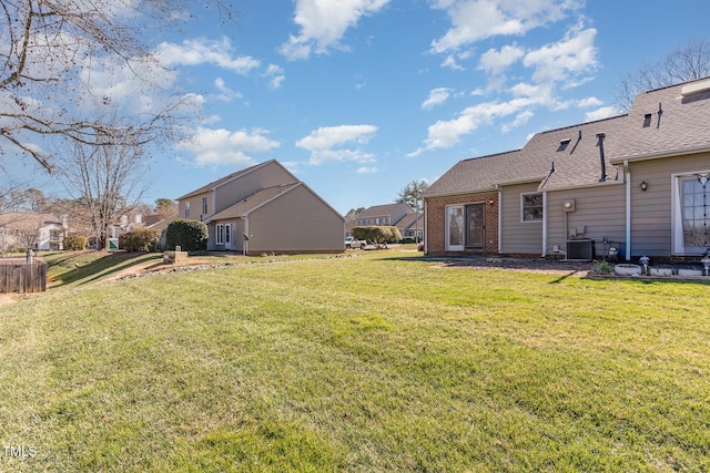 61 Fashion Pl, Durham, NC 27705 - view of grassy yard featuring a residential view