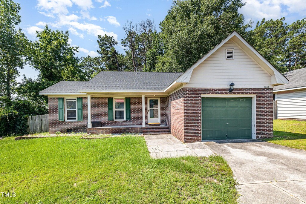 2205 Indigo Bush Pl, Fayetteville, NC 28304 - photo 1