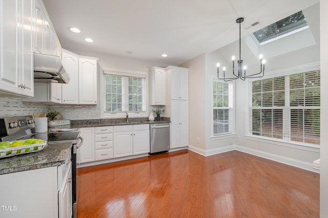 9510 Dellbrook Ct, Raleigh, NC 27617 - photo 12