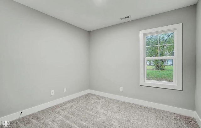 900 Woodrow St S, Wilson, NC 27893 - unfurnished room with carpet flooring
