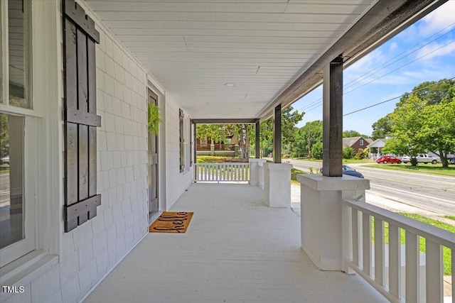 813 N Main St, Burlington, NC 27217 - view of porch