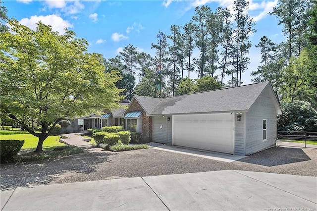 513 Hilliard Dr, Fayetteville, NC 28311 - photo 2